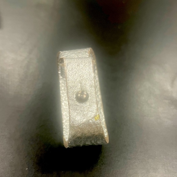 NWOT- Women’s Evil Eye Bracelet - Picture 4 of 8